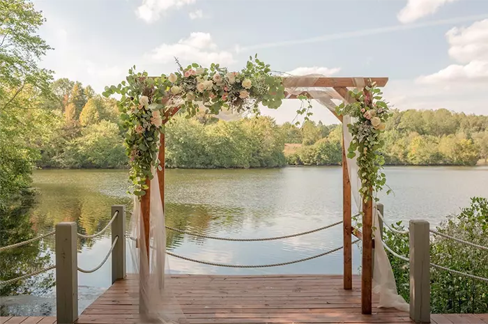 Incredible Lakefront Wedding Venue